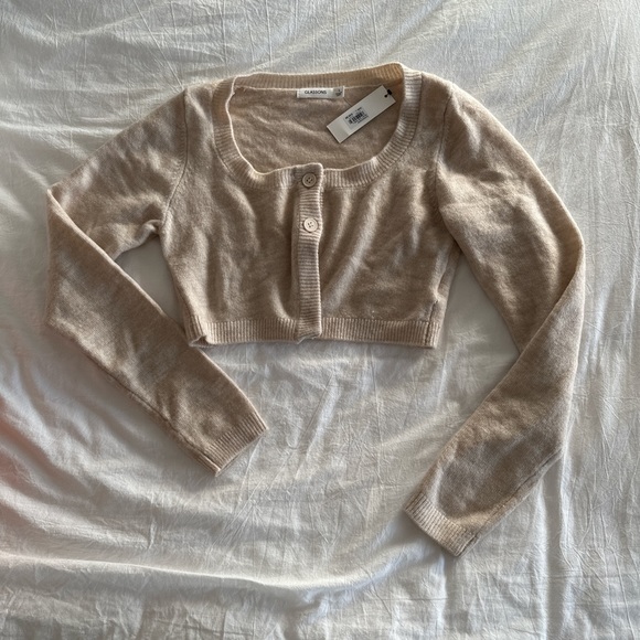 Glassons Cropped Cardigan Sweater - Picture 3 of 5